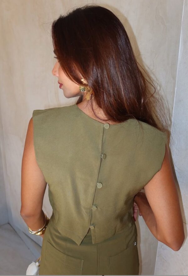 CONJUNTO CALCA E BLUSA BOTOES - Imagem 4