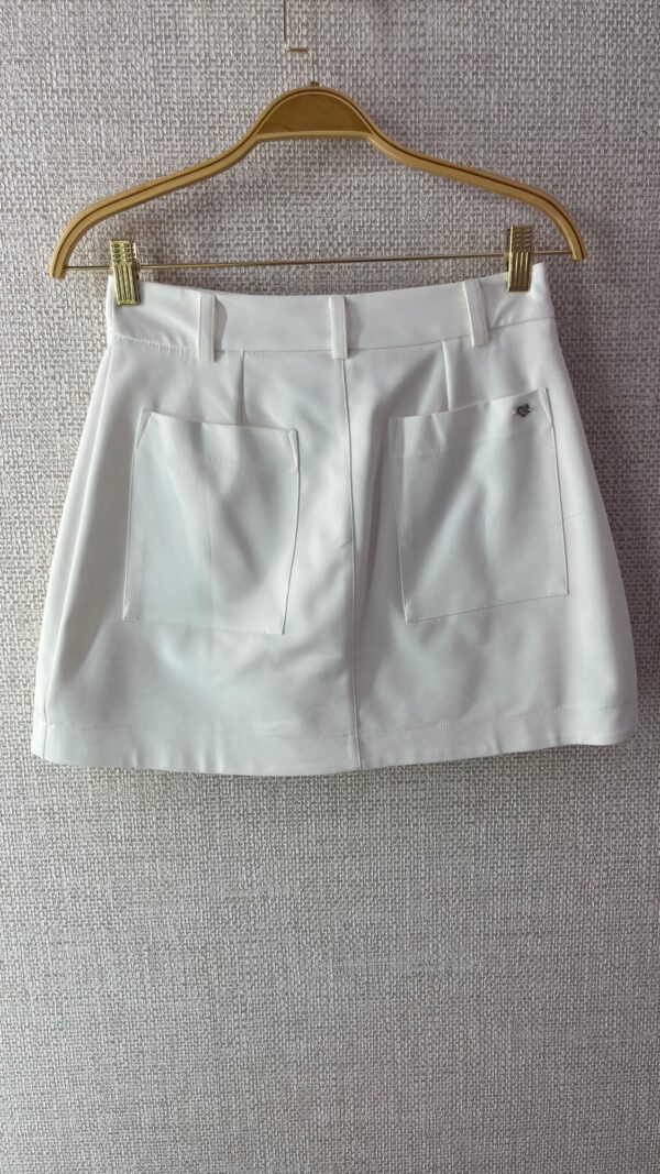 SAIA SHORT PORTINARI - Imagem 2